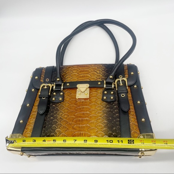ToHE FzNd Brown  Crocodile Design Satchel - Picture 9 of 11